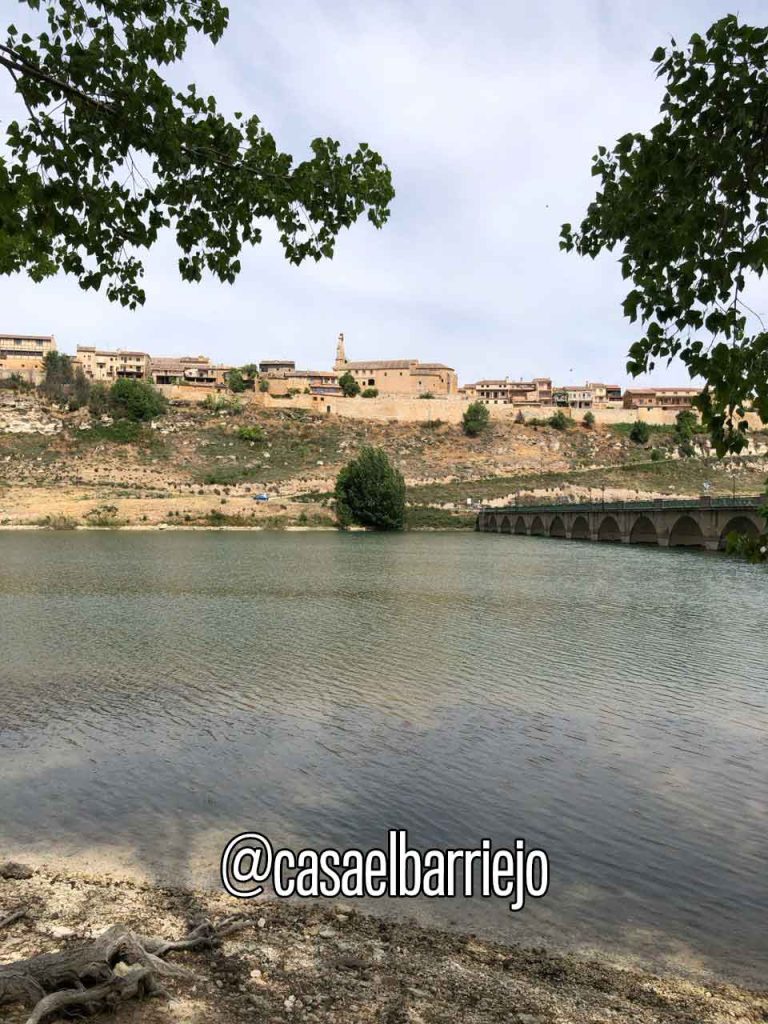 casa-el-barriejo-Maderuelo-Segovia-Embalse-de-Linares-vista al puente